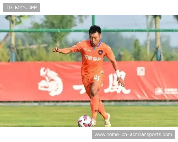 钟义浩赛后连夜赶赴青岛见证海牛进球感动落泪哭成孩子 钟义浩赛后连夜赶赴青岛见证海牛进球感动落泪哭成孩子