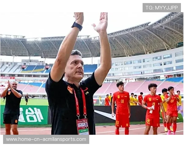 国足主力被爆深夜聚会 国足主力被爆深夜聚会