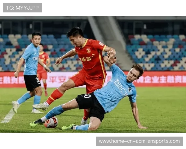 河南队边路连线的默契正在逐步提升